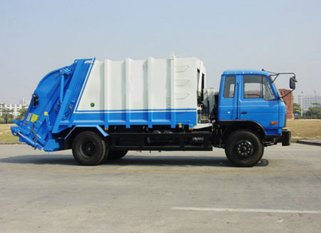 8噸垃圾車.jpg